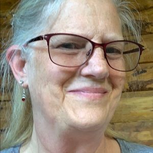 Meet your Posher, Gail